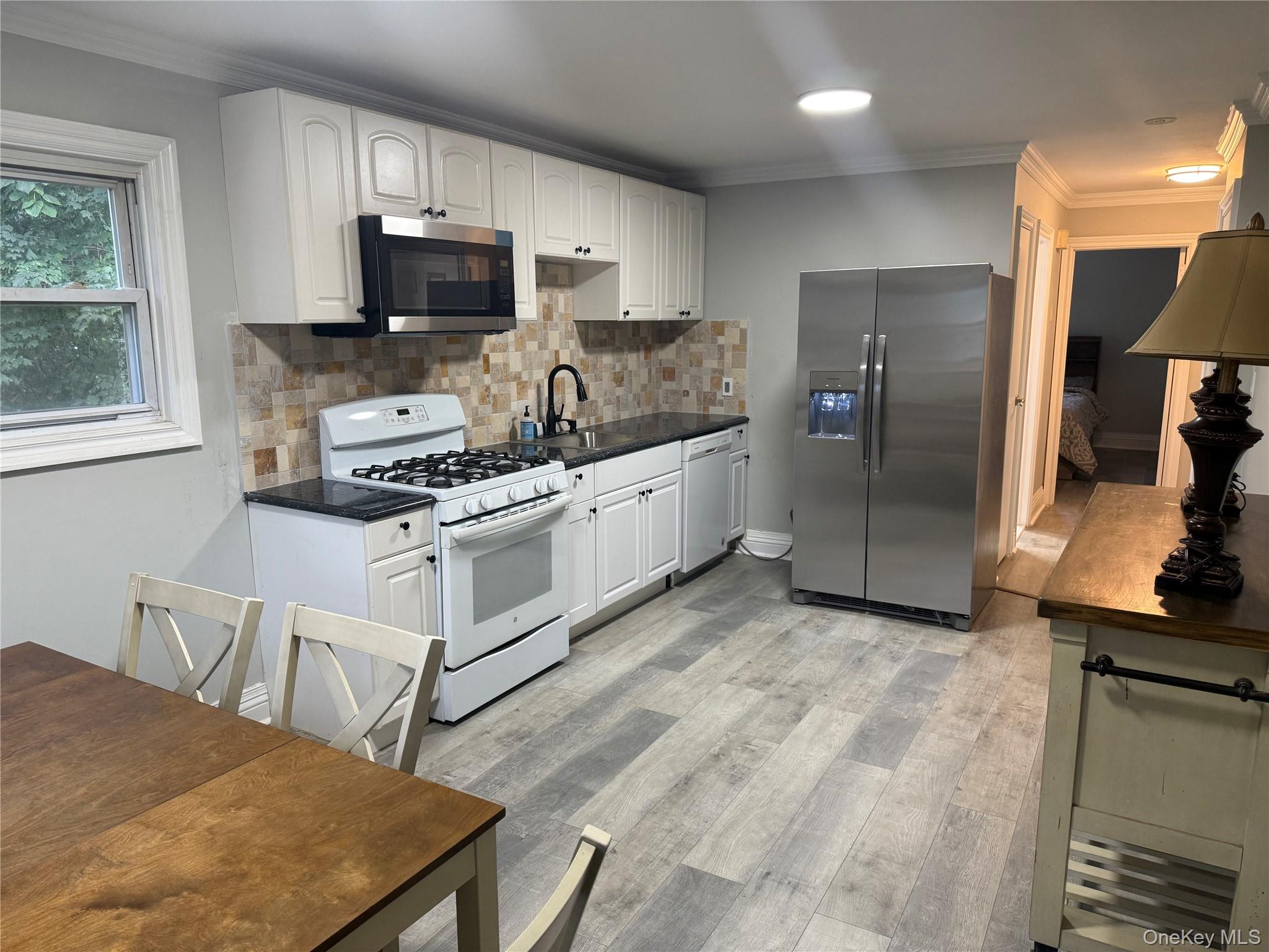 #4 photo, 66 Seaman Neck Road, Dix Hills , NY 11746