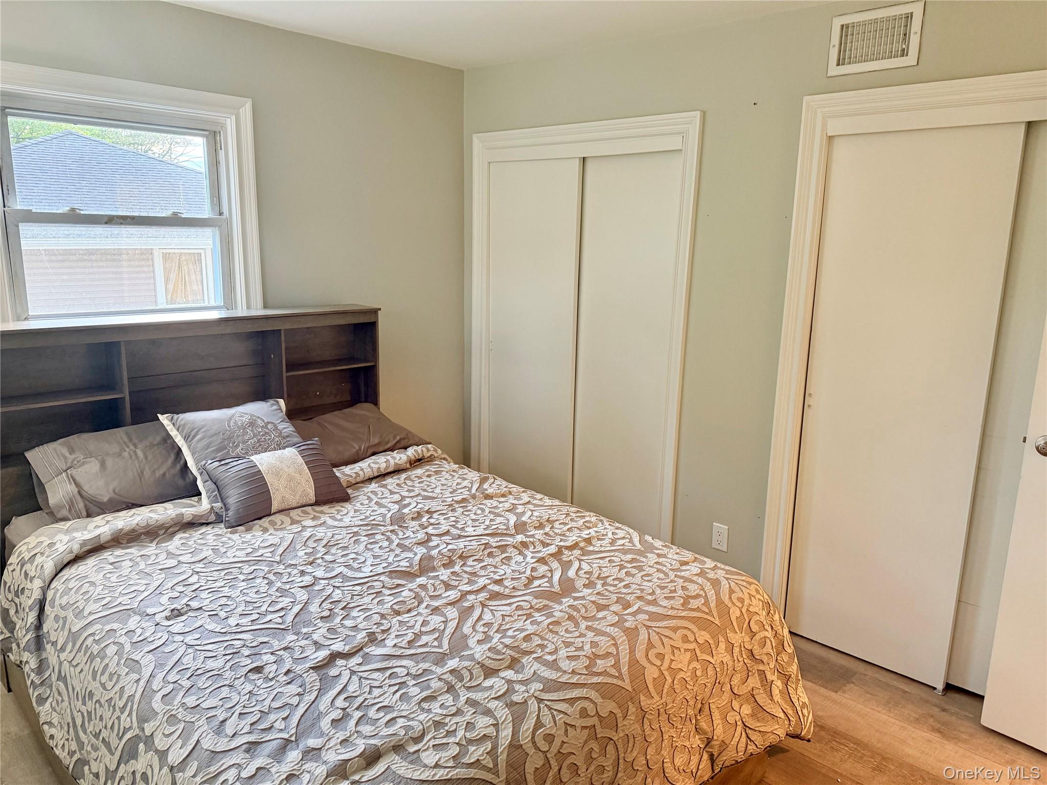 #6 photo, 66 Seaman Neck Road, Dix Hills , NY 11746