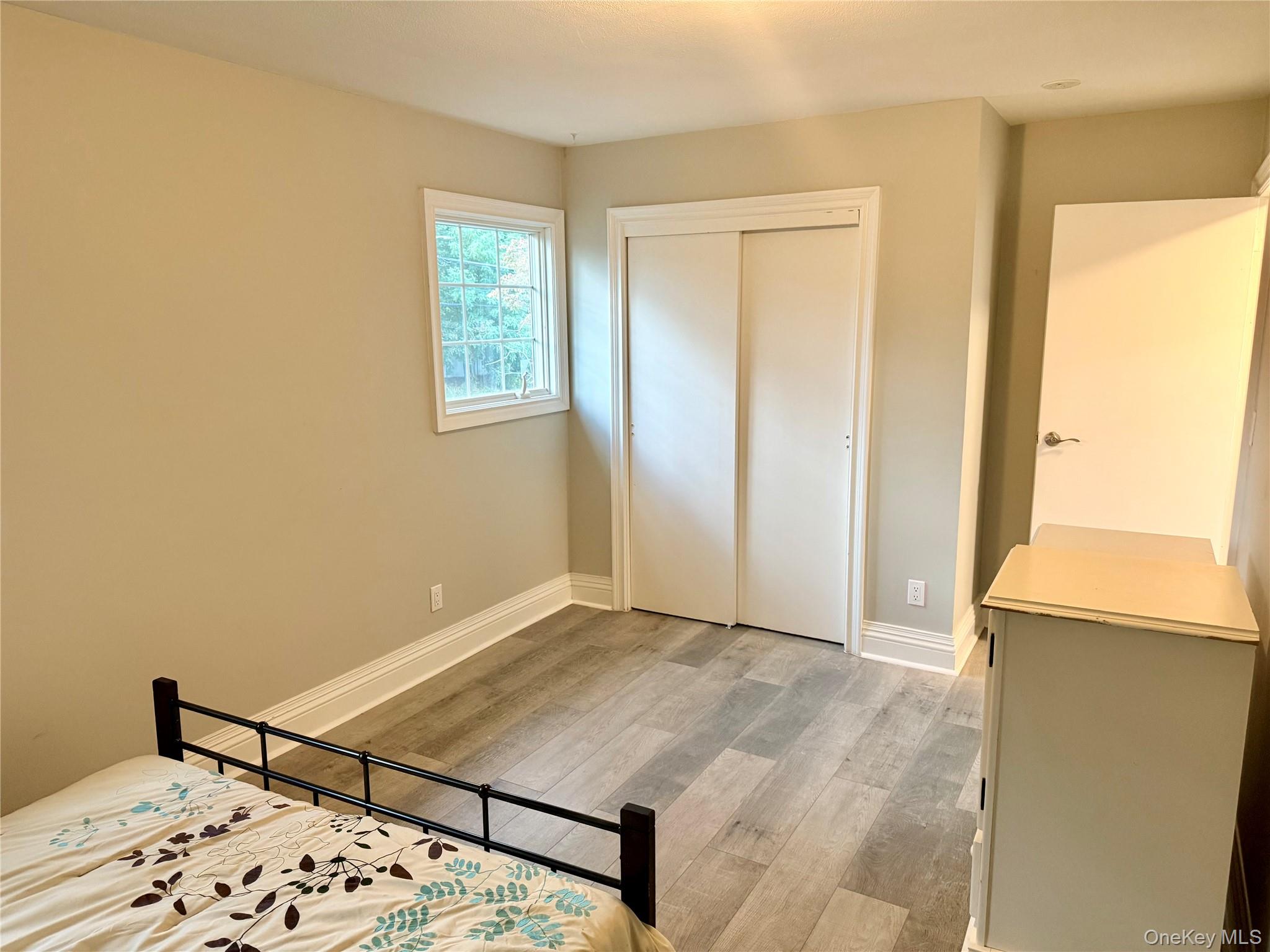 #8 photo, 66 Seaman Neck Road, Dix Hills , NY 11746