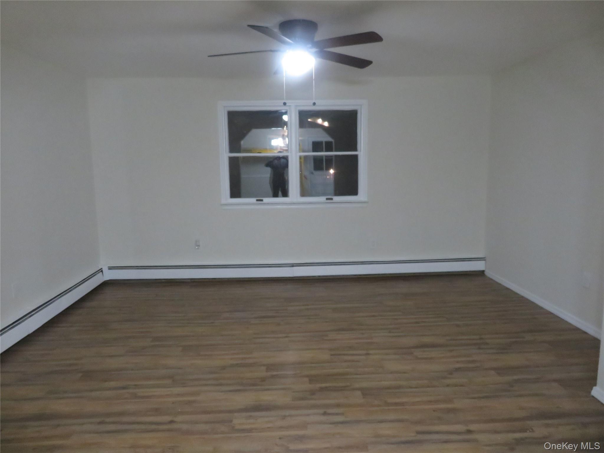 #13 photo, 688 Hawkins Road, Coram , NY 11727