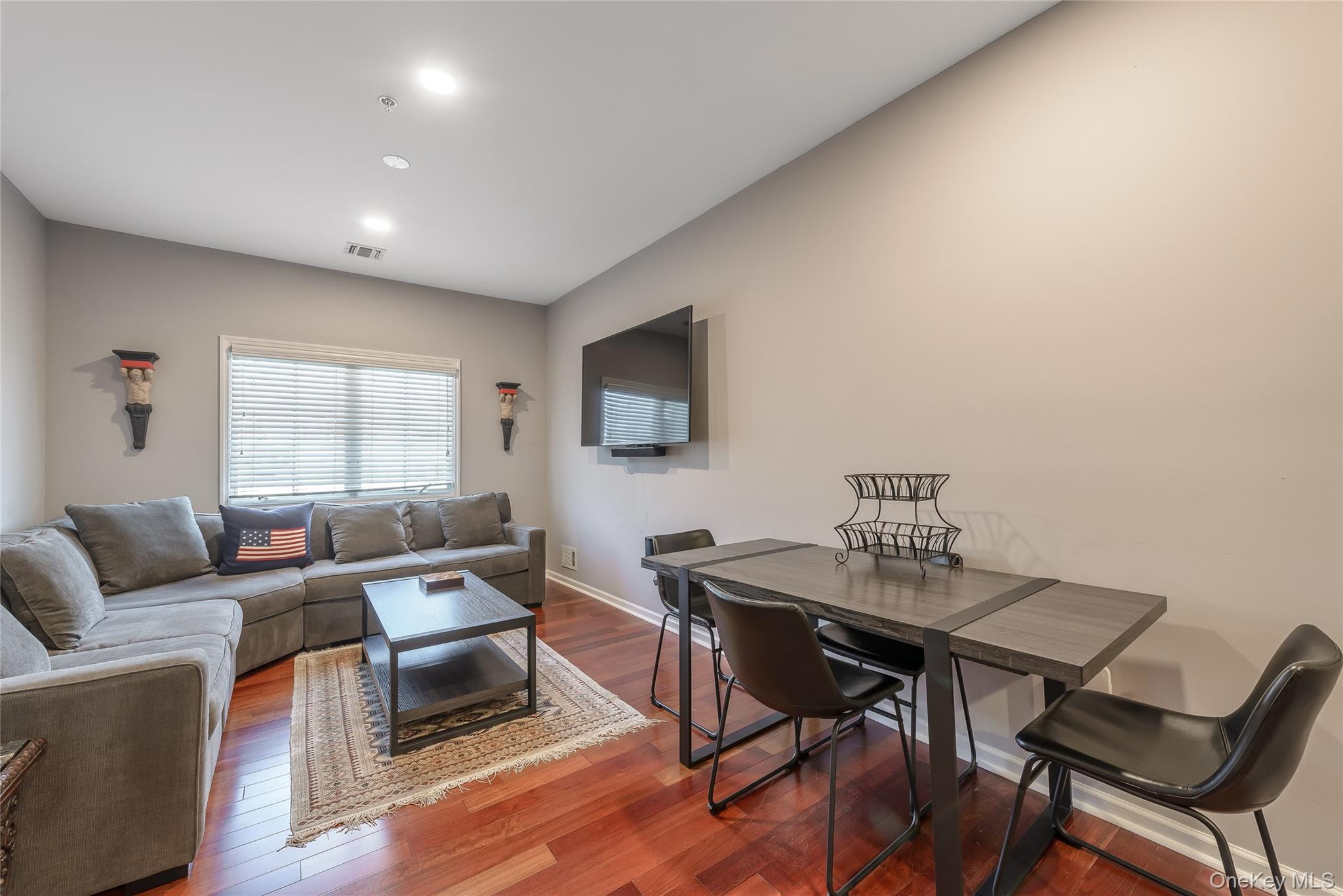 #3 photo, 330 Maple Avenue, Westbury , NY 11590