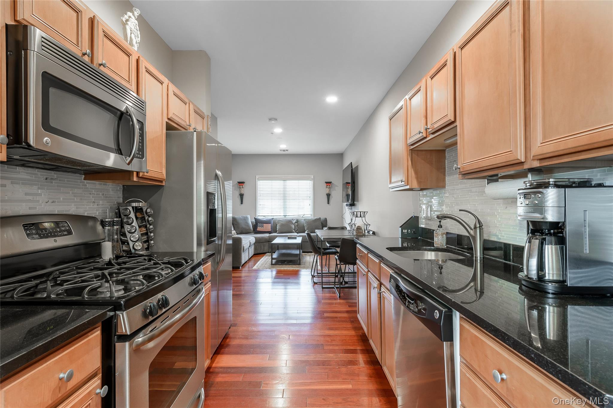 #8 photo, 330 Maple Avenue, Westbury , NY 11590