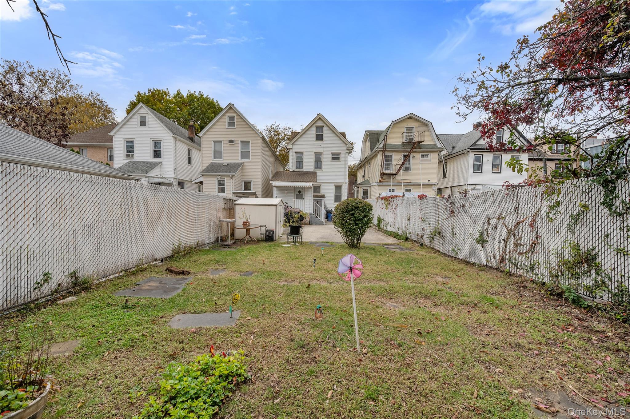 #5 photo, 10715 Lefferts Boulevard, Richmond Hill S. , NY 11419