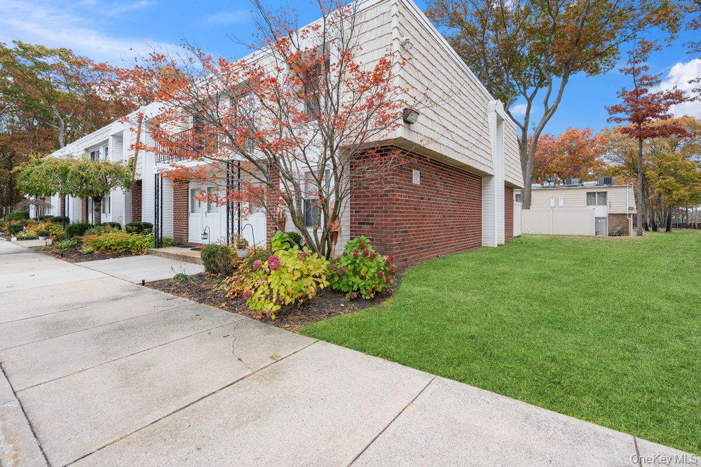 #4 photo, 55 Rocky Point Yaphank Road, Yaphank , NY 11778