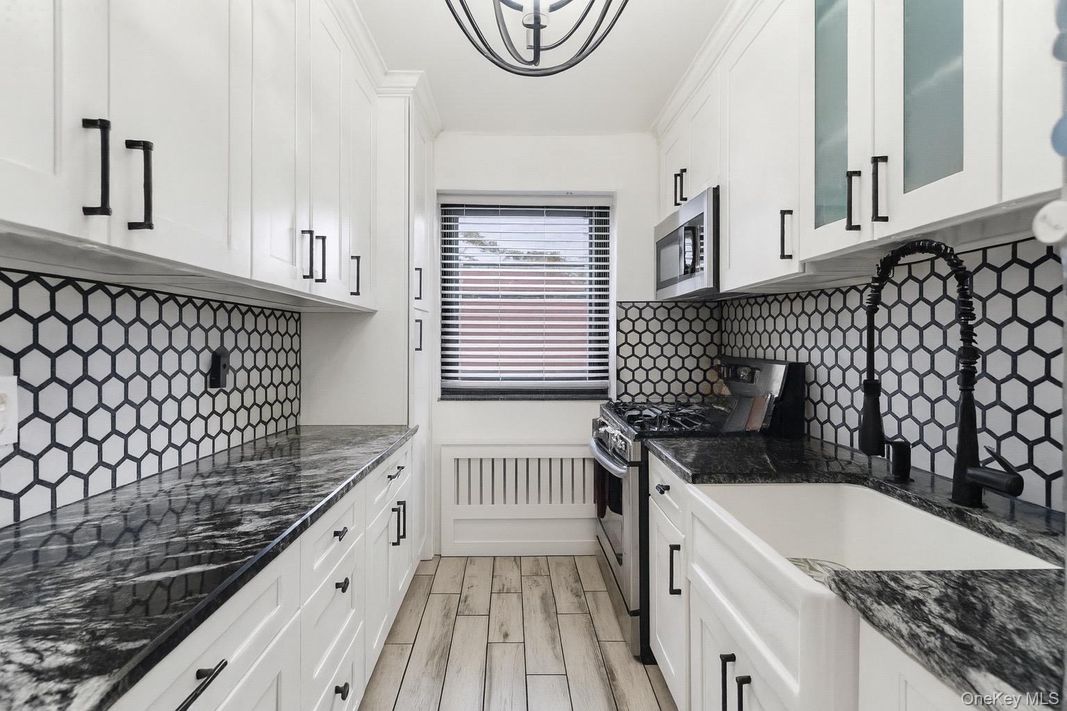 #3 photo, 81-24 156th Avenue, Howard Beach , NY 11414