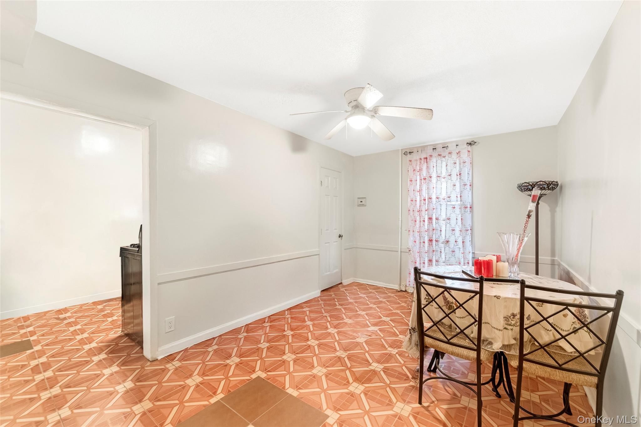 #2 photo, 6 Gipson Street, Far Rockaway , NY 11691