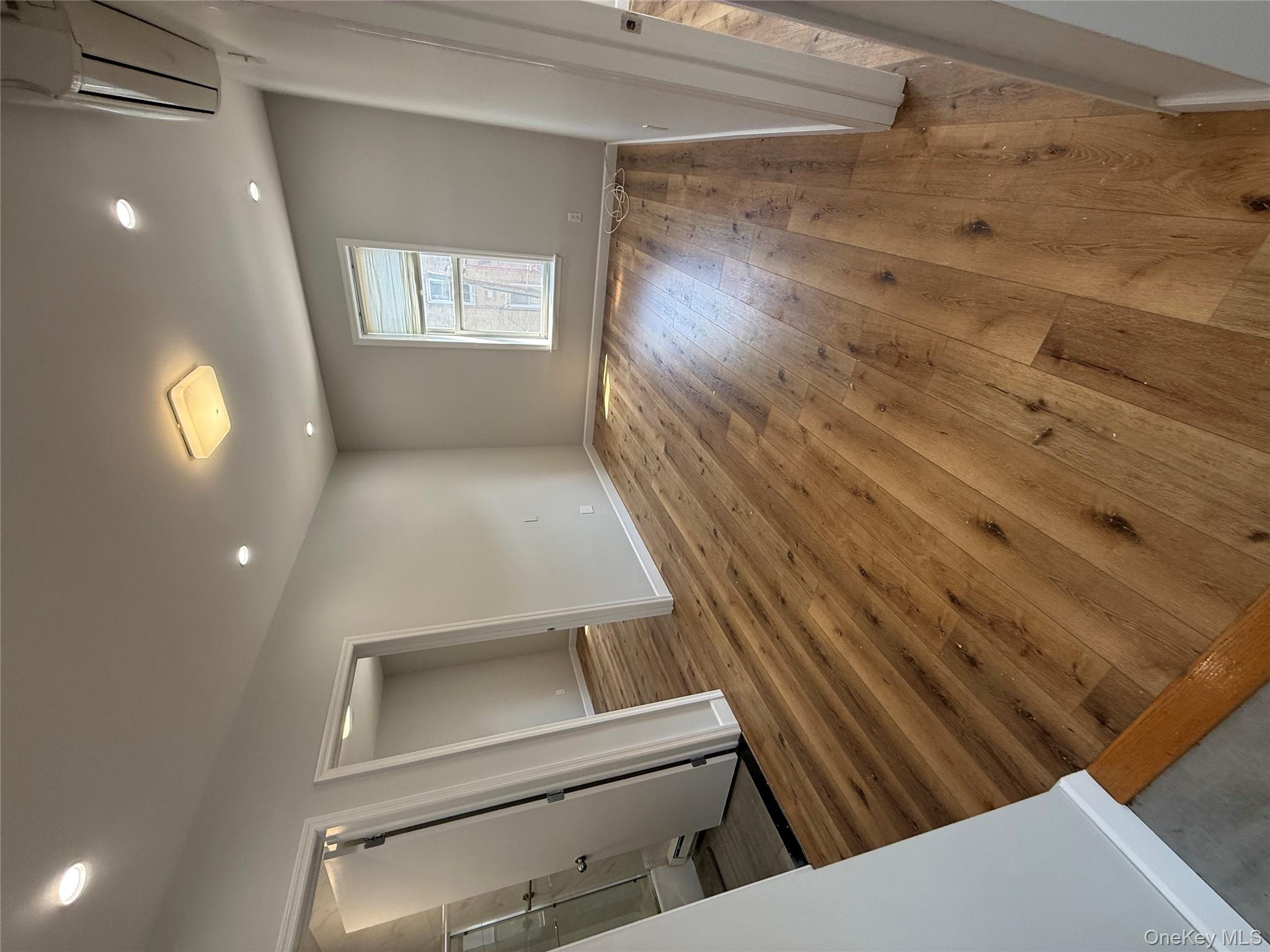 #3 photo, 6676 fresh pond rd 3R, Ridgewood , NY 11385