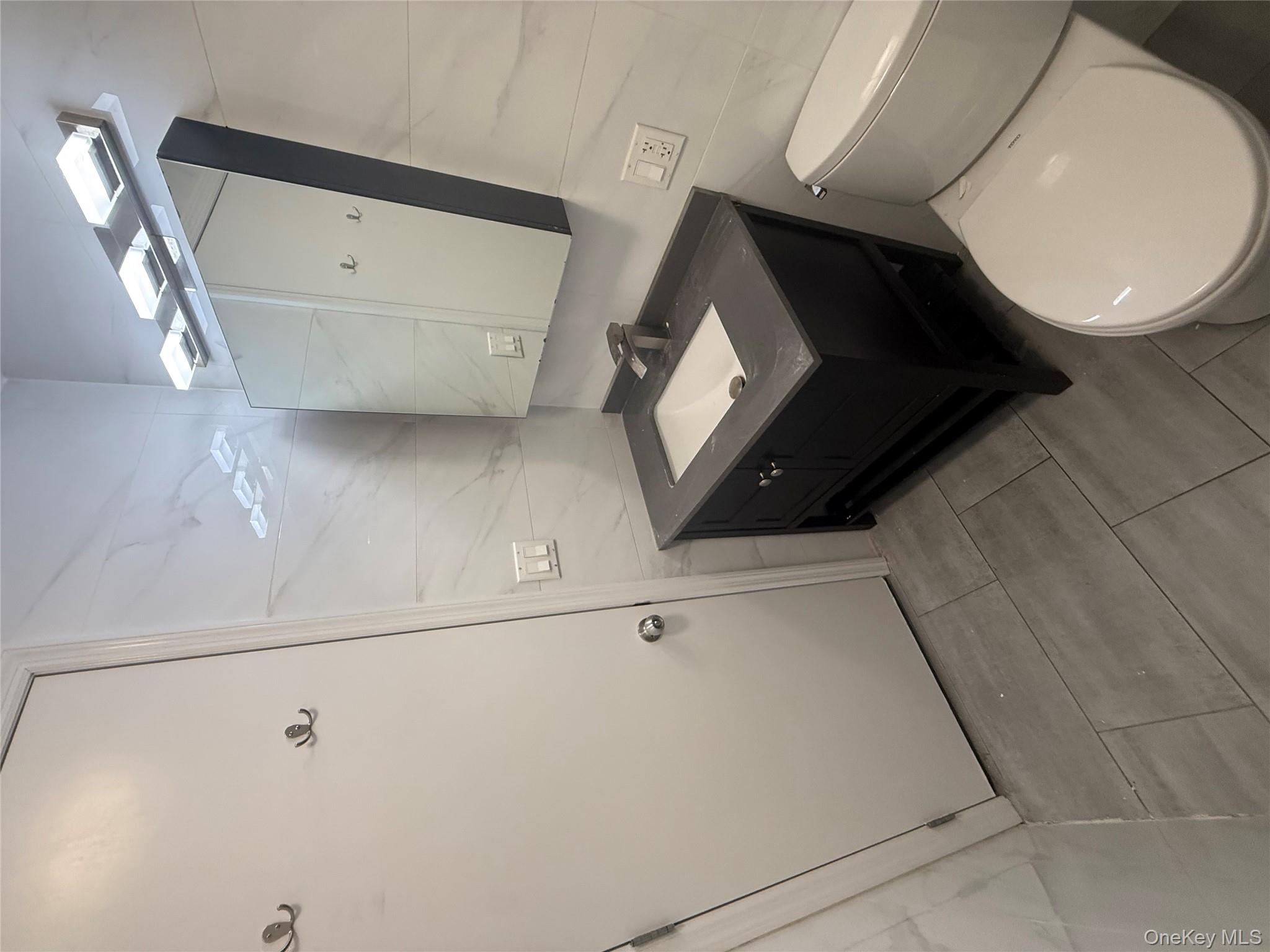 #5 photo, 6676 fresh pond rd 3R, Ridgewood , NY 11385