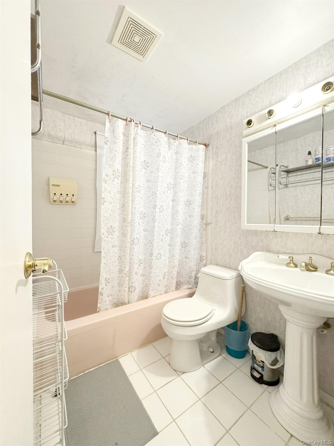 #11 photo, 74 Bellwood Avenue, South Setauket , NY 11720