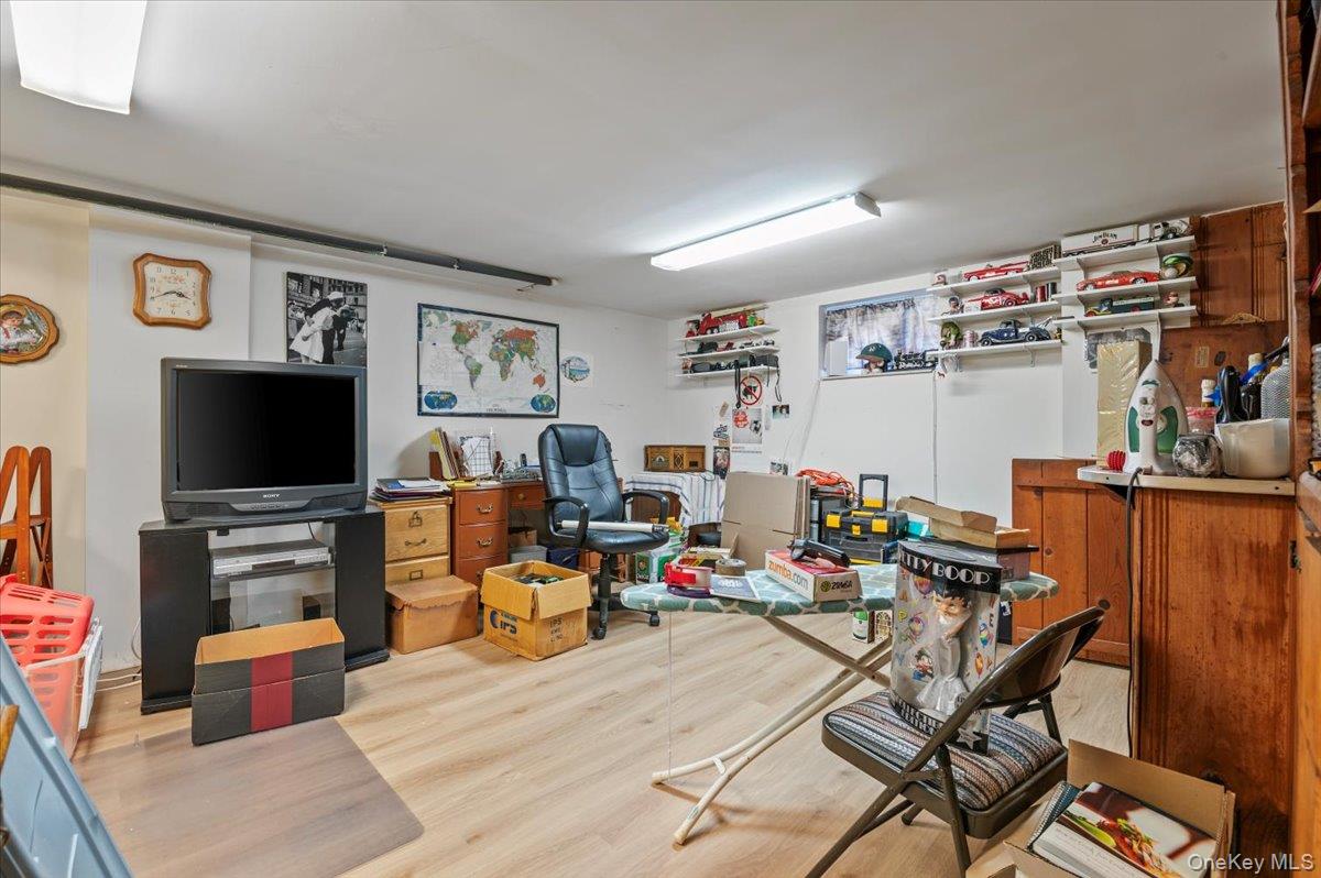 #14 photo, 11 Walker Street, Malverne , NY 11565