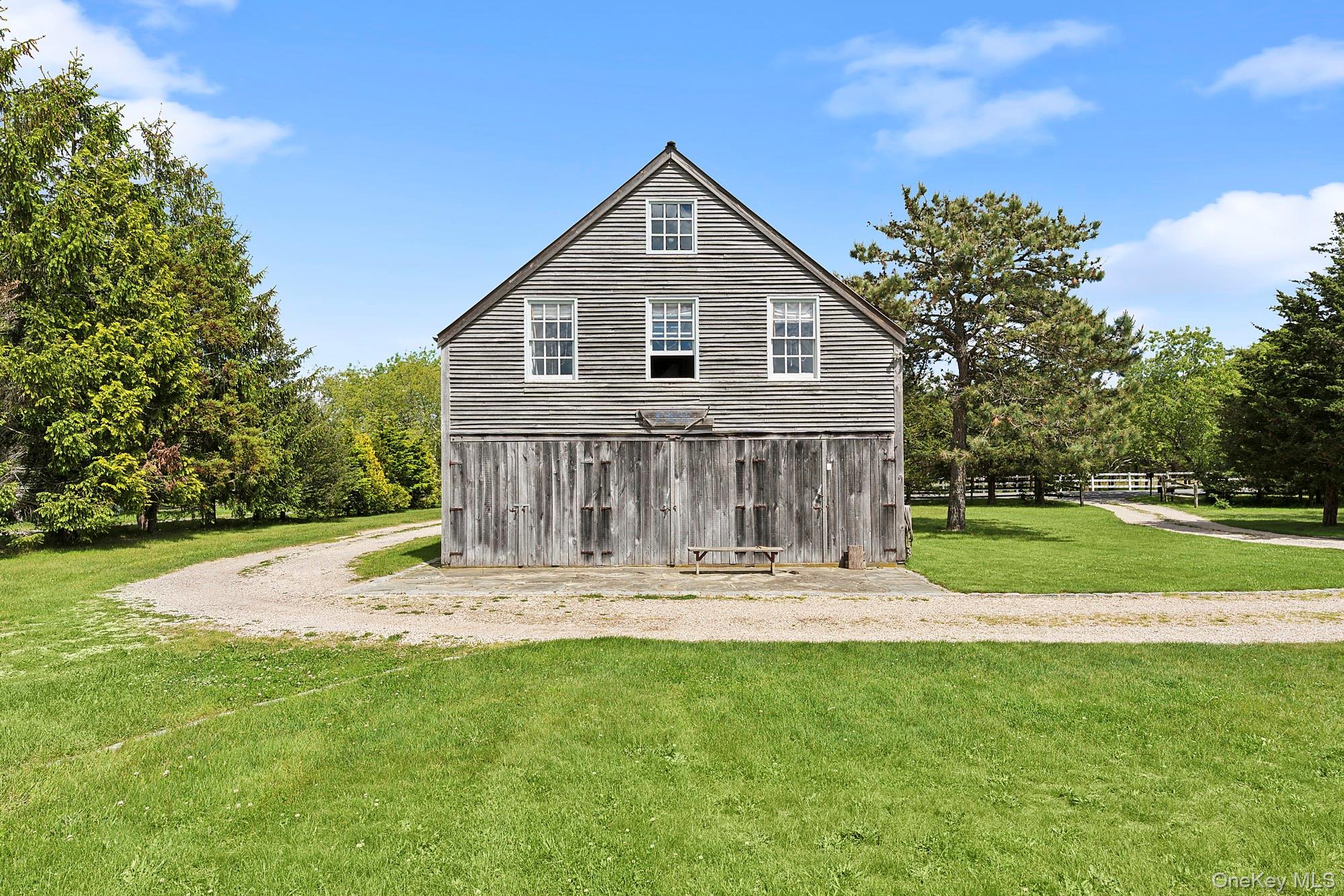 #19 photo, 140 Damascus Road, East Quogue , NY 11942