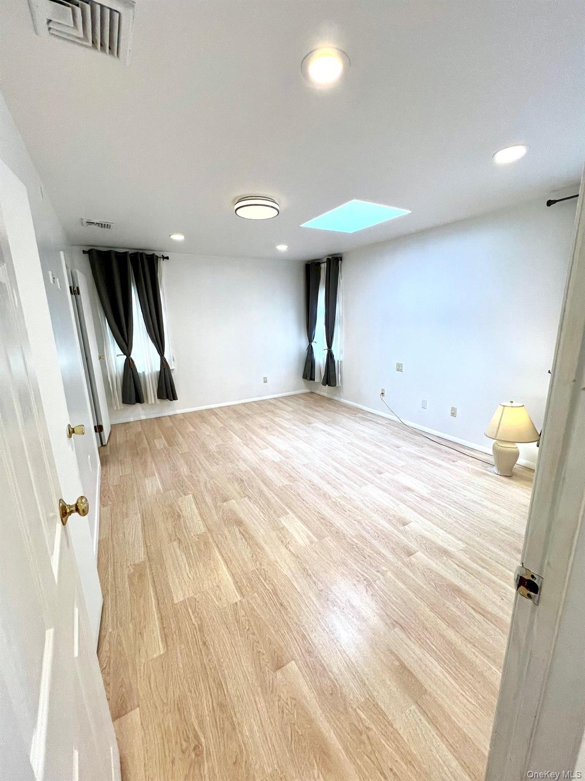 #7 photo, 2341 Westley Road, Westbury , NY 11590