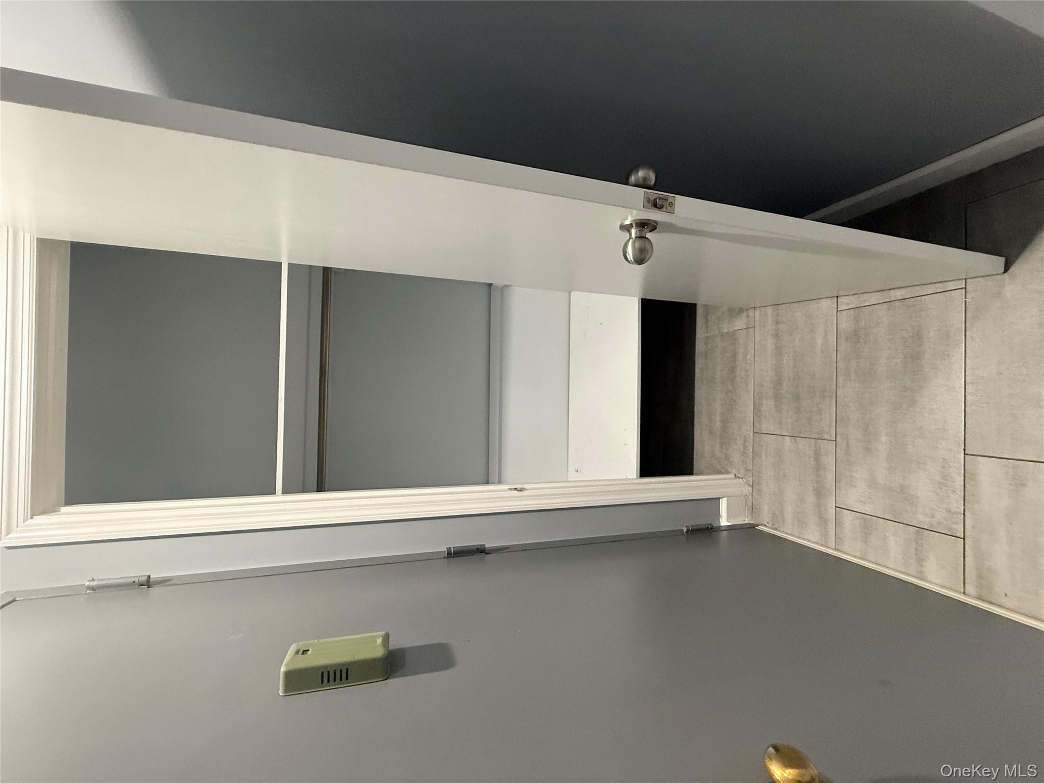 #1 photo, 6676 Fresh pond rd 2F, Ridgewood , NY 11385