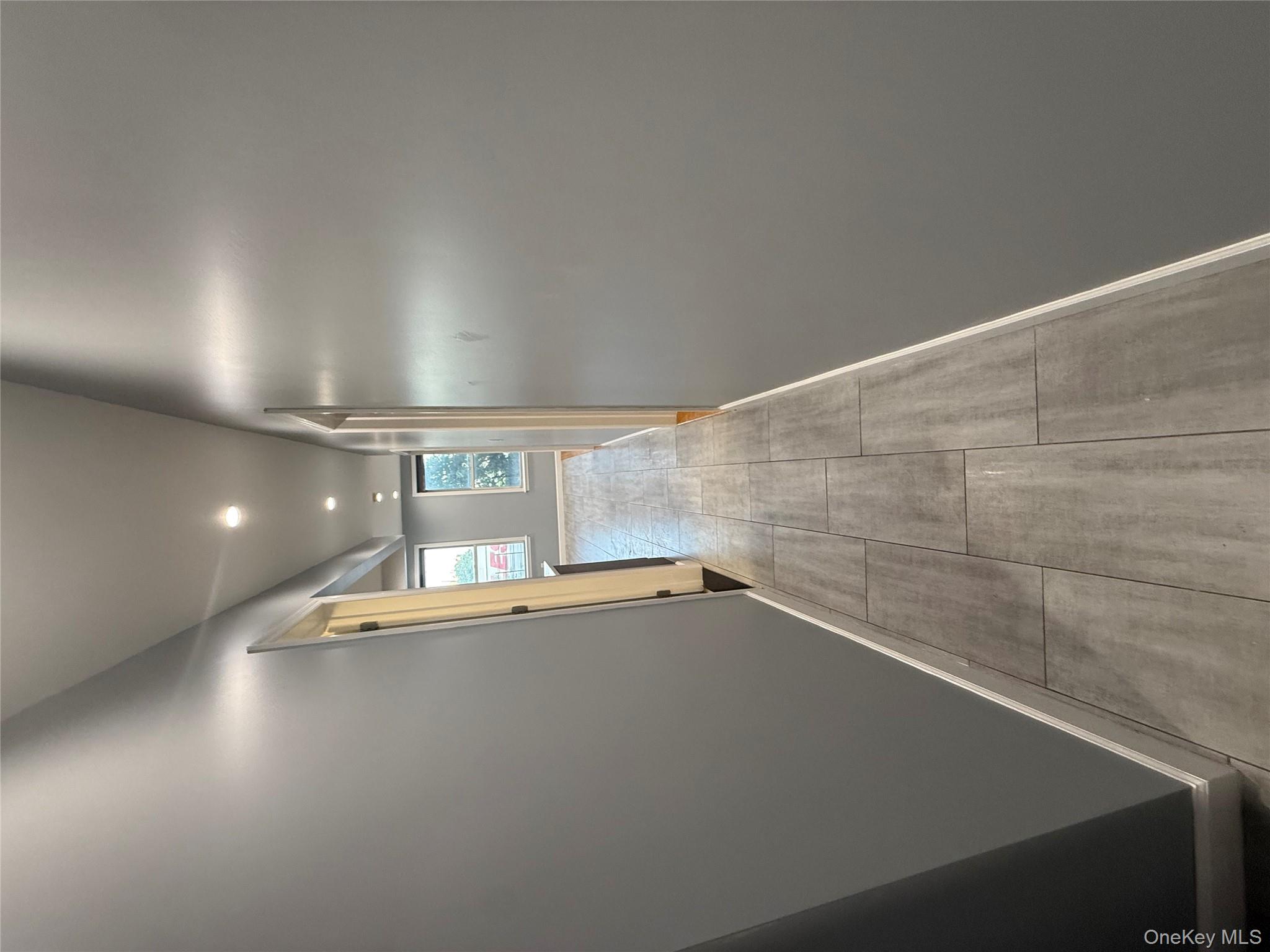 #2 photo, 6676 Fresh pond rd 2F, Ridgewood , NY 11385