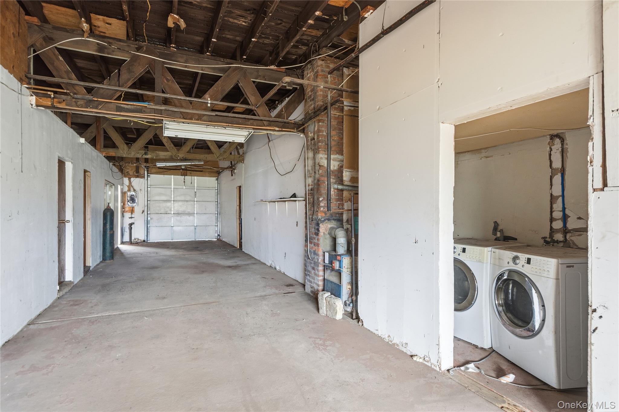 #8 photo, 30 Catlin Avenue, Roosevelt , NY 11575