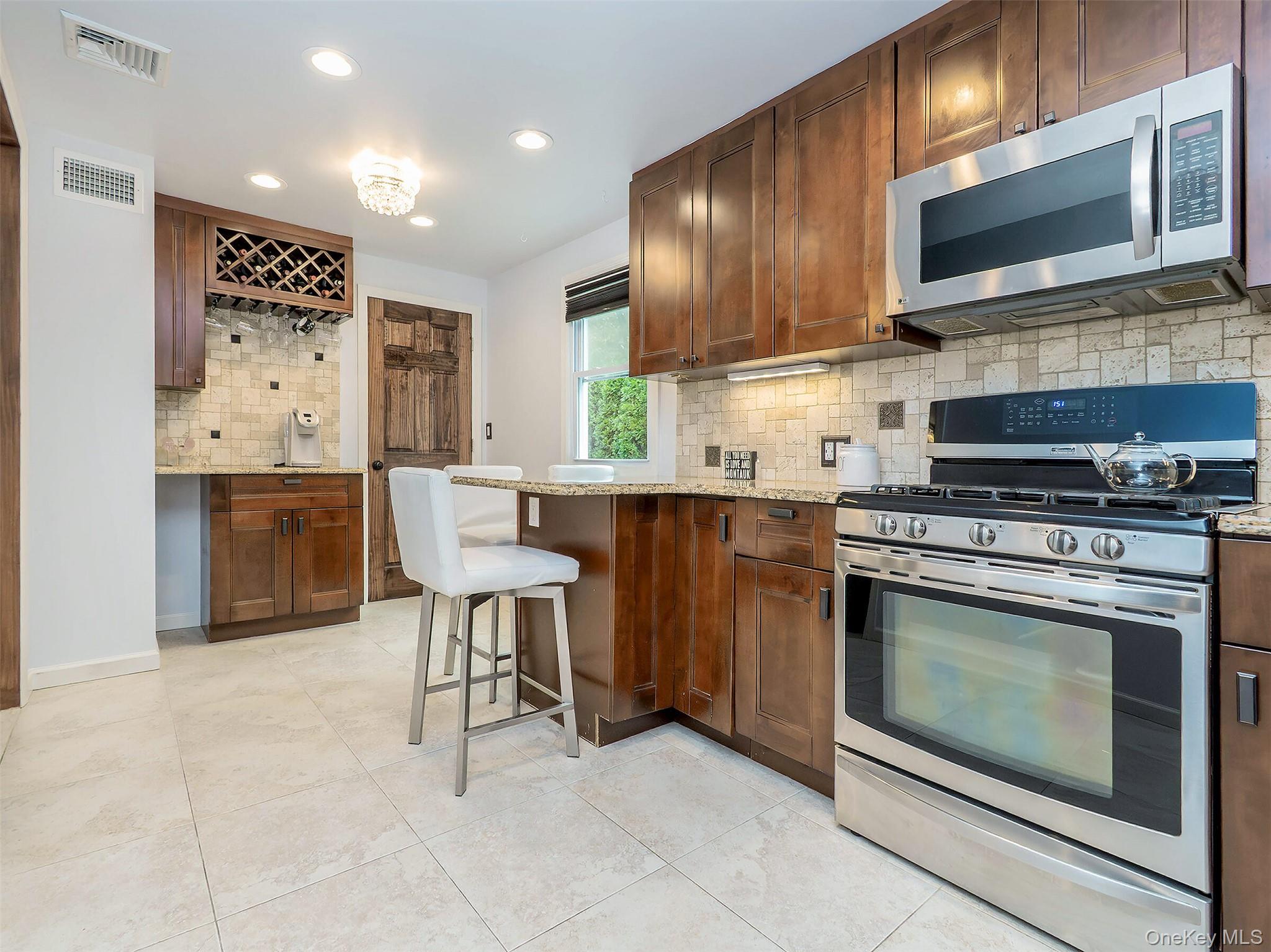 #8 photo, 108 Highland Avenue, Port Washington , NY 11050