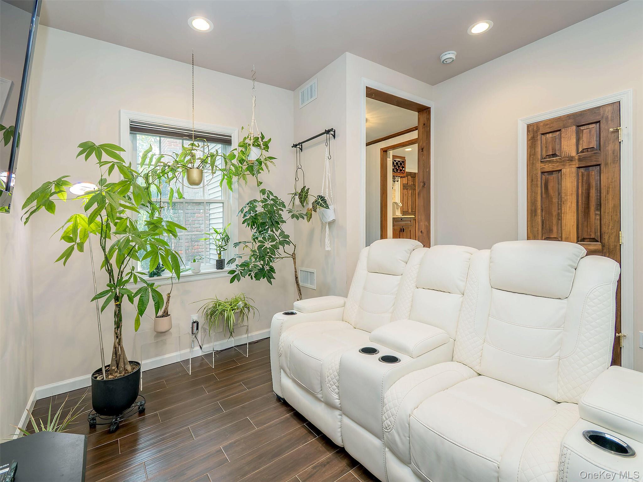 #9 photo, 108 Highland Avenue, Port Washington , NY 11050