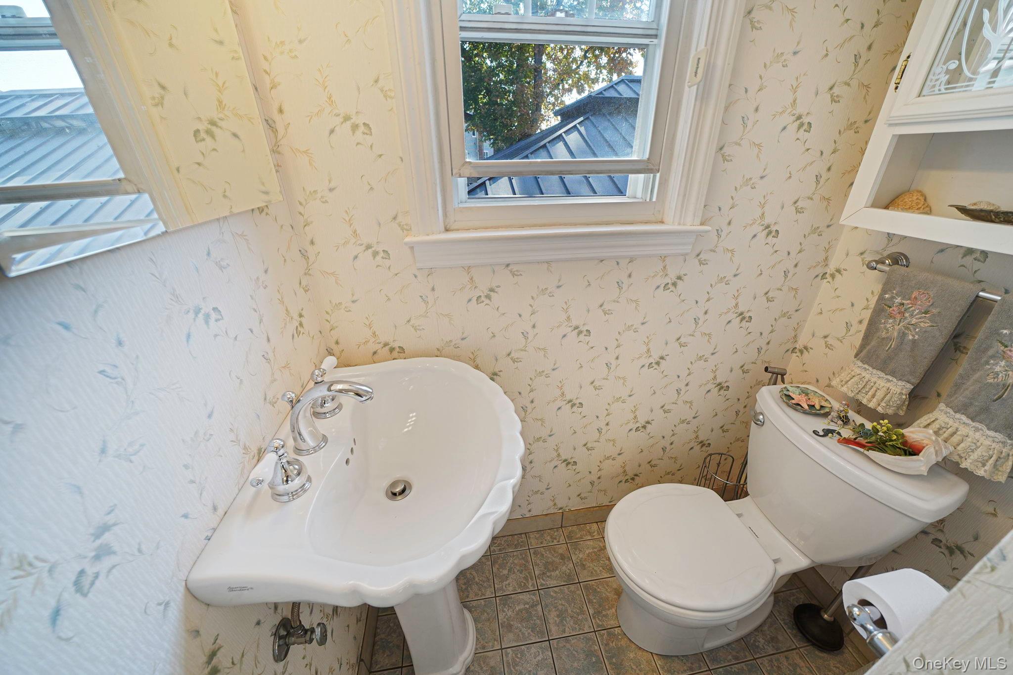 #12 photo, 199 Claxton Avenue, Bellmore , NY 11710