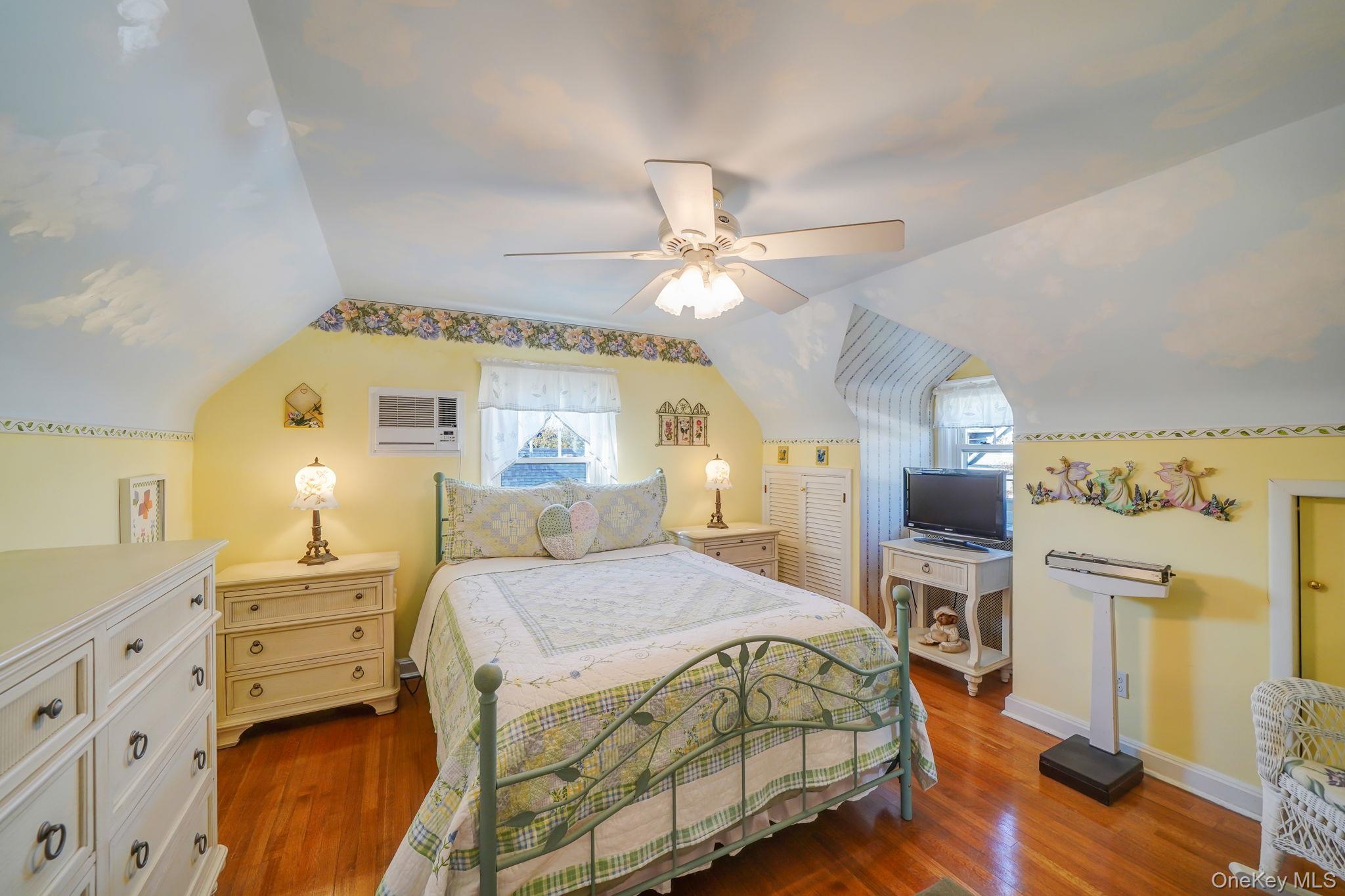 #18 photo, 199 Claxton Avenue, Bellmore , NY 11710