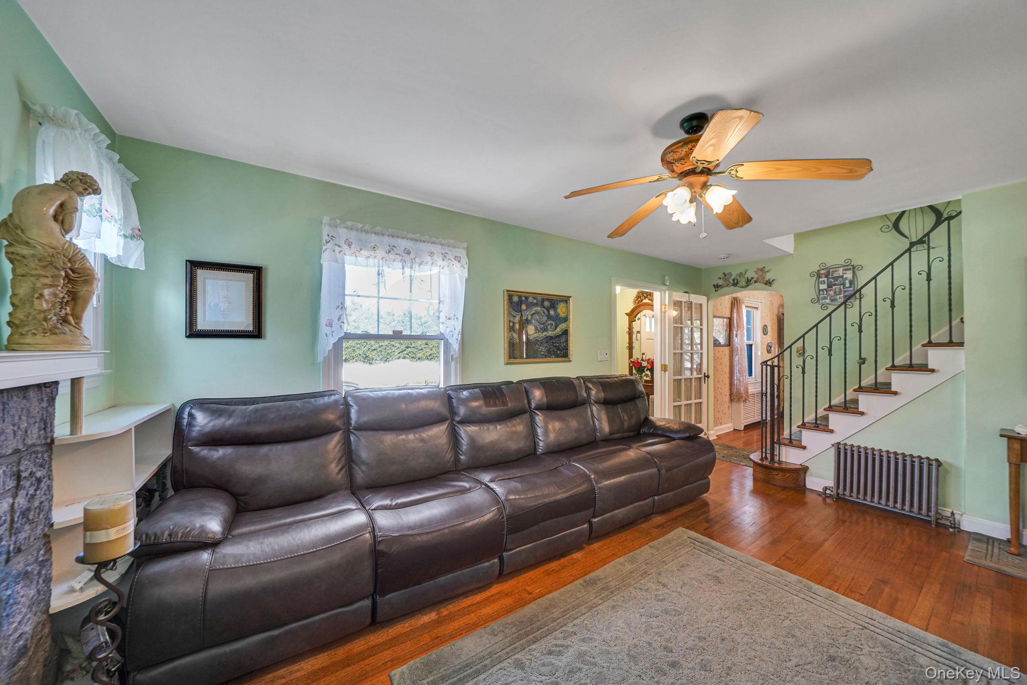 #6 photo, 199 Claxton Avenue, Bellmore , NY 11710