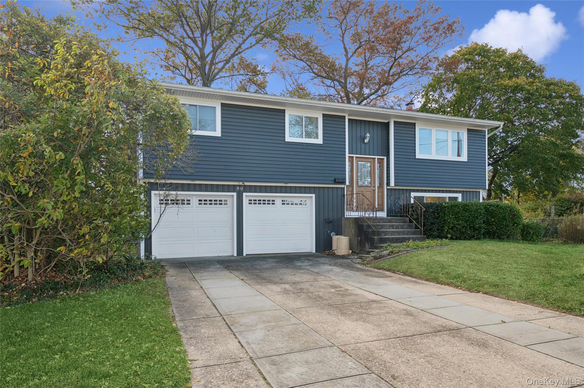 #2 photo, 80 Andrew Avenue, Islip Terrace , NY 11752