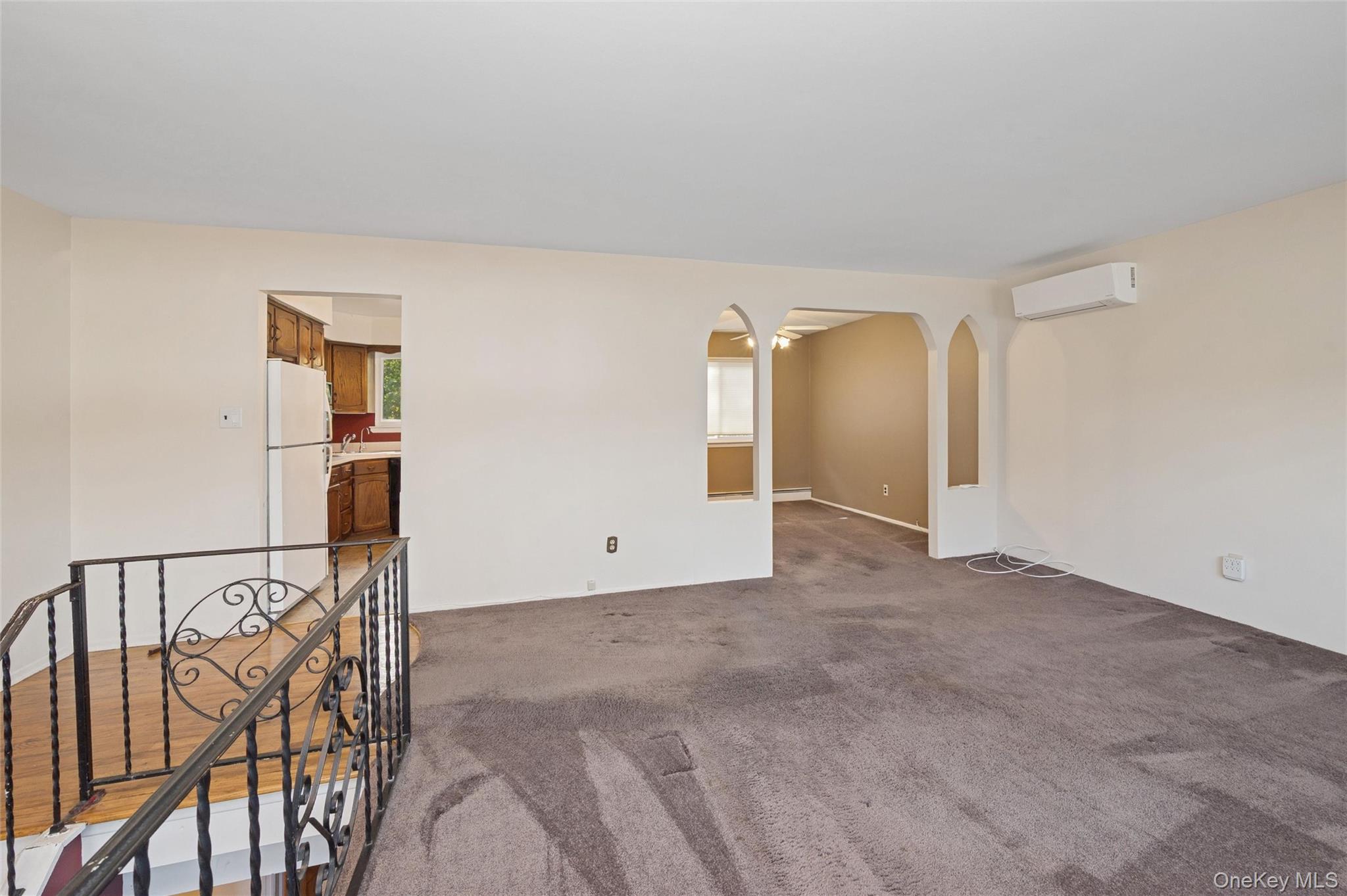 #20 photo, 80 Andrew Avenue, Islip Terrace , NY 11752