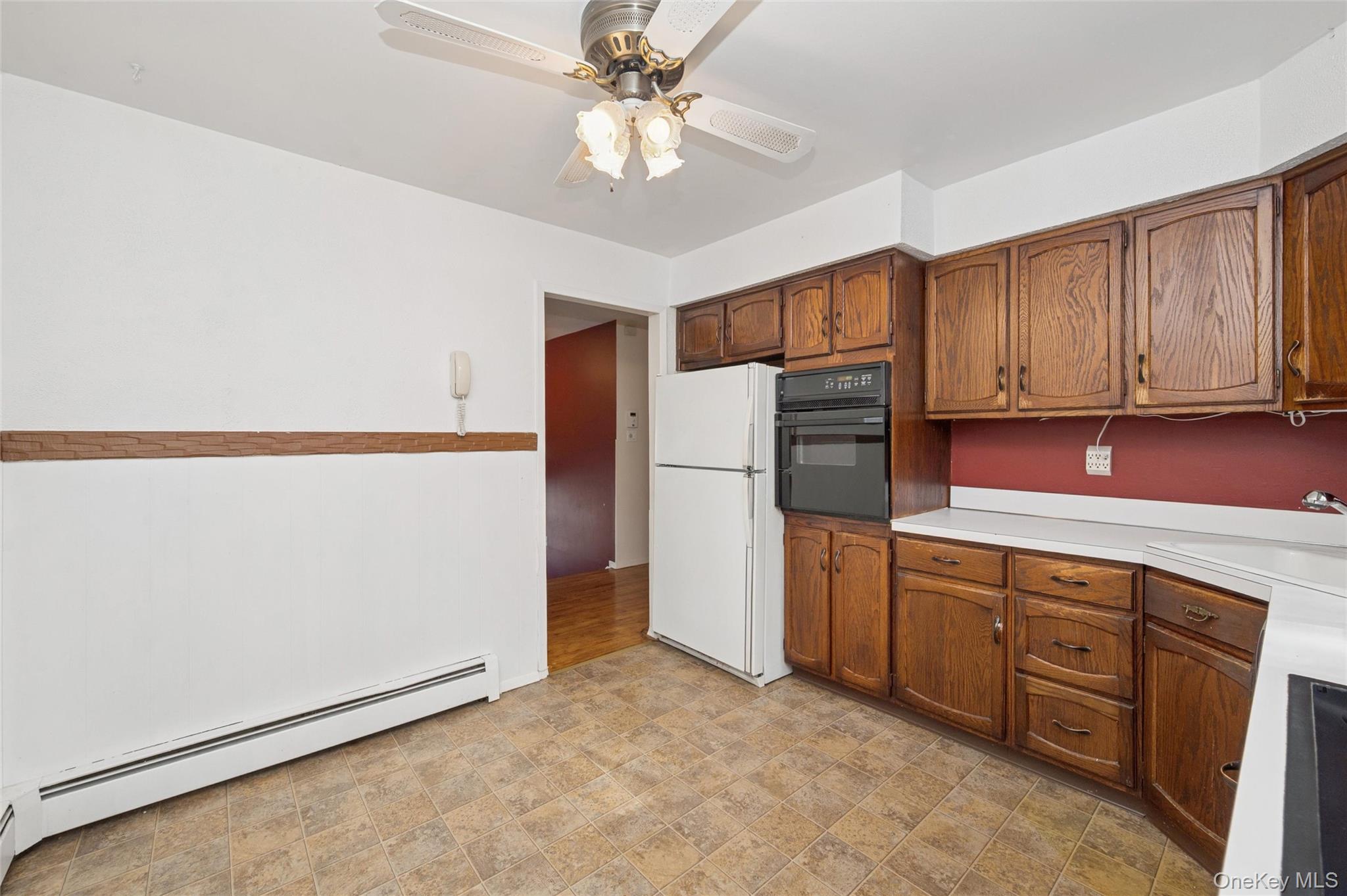 #7 photo, 80 Andrew Avenue, Islip Terrace , NY 11752