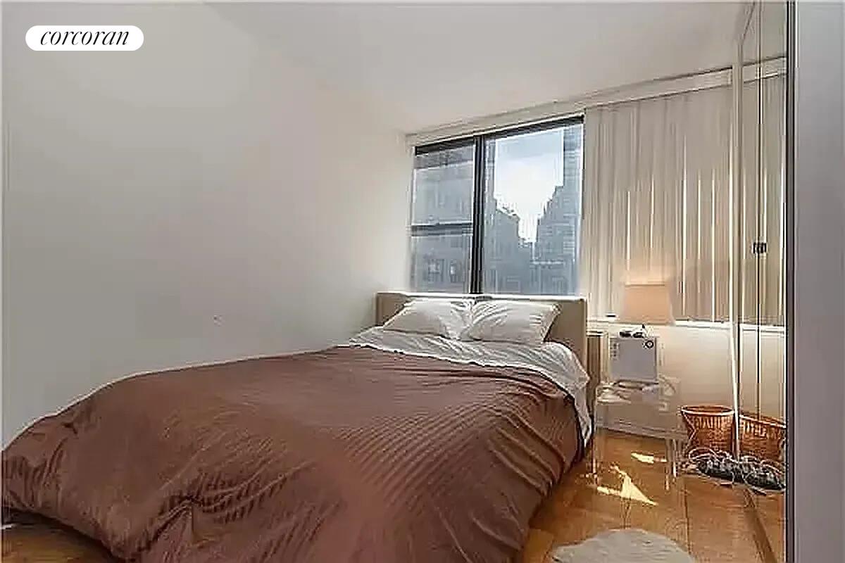 #5 photo, New York City, Turtle Bay , NY 10017