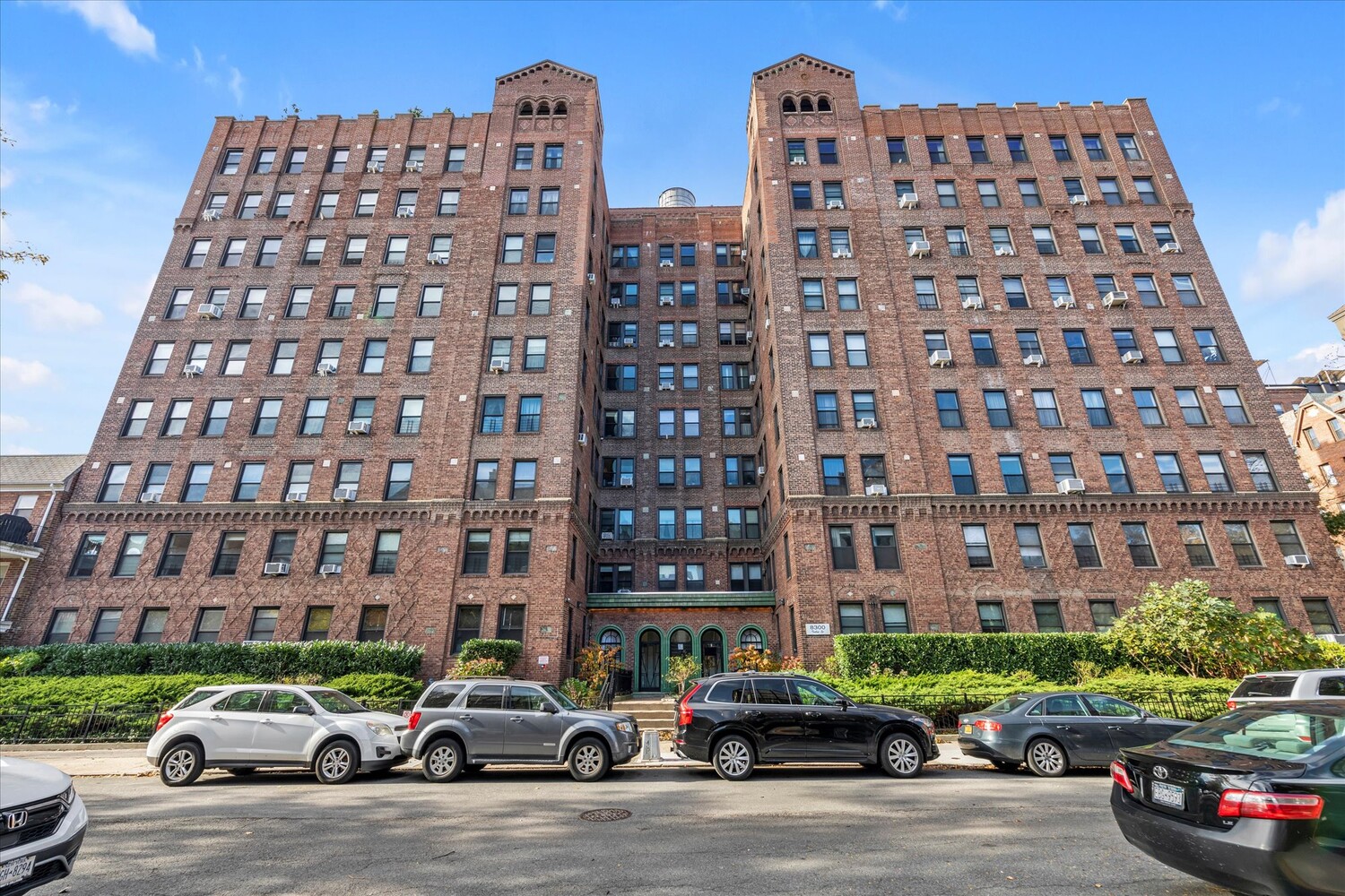 #1 photo, 83-0 TALBOT Street, Kew Gardens , NY 11415