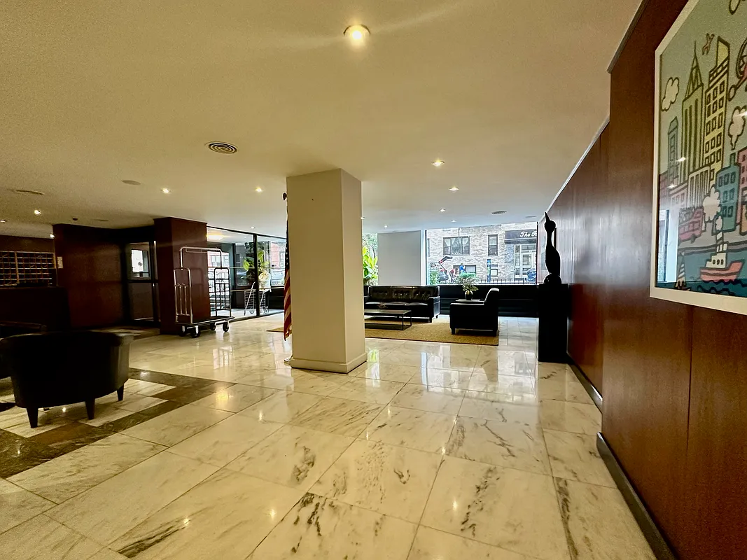 #8 photo, 201 E 28th Street, Kips Bay , NY 10016