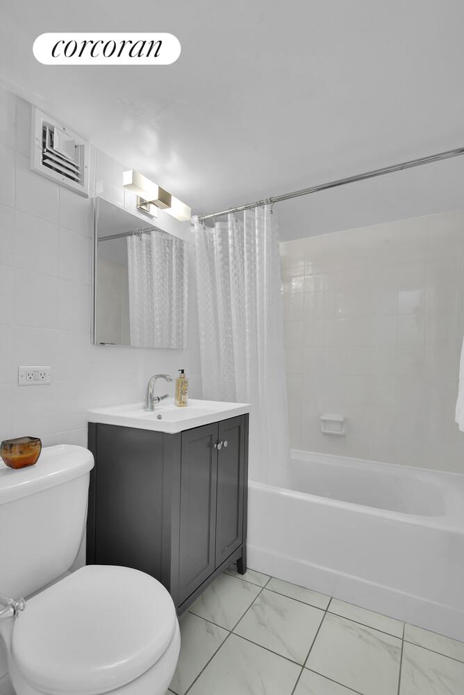 #11 photo, 60 RIVERSIDE Drive, Upper West Side , NY 10024