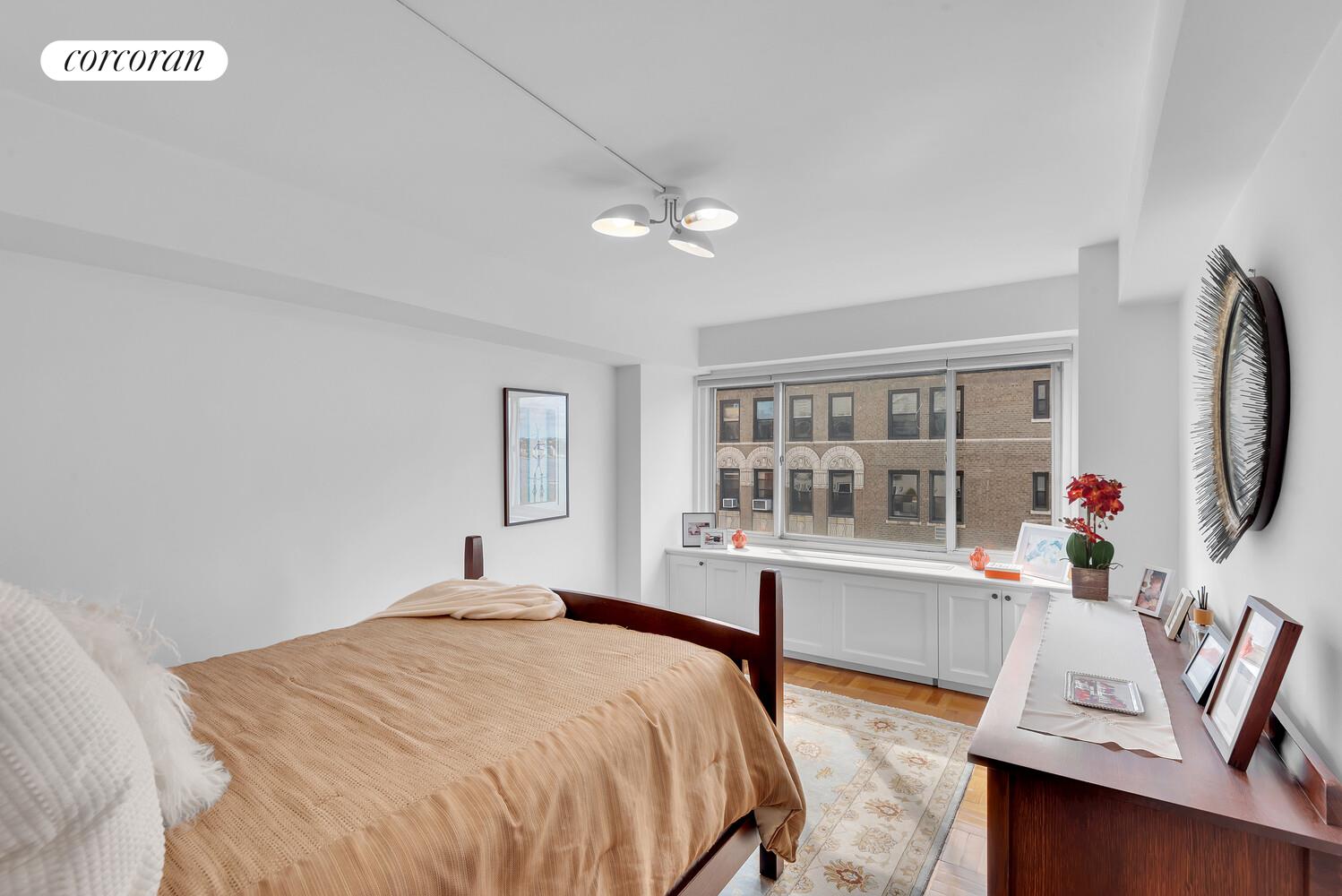 #9 photo, 60 RIVERSIDE Drive, Upper West Side , NY 10024