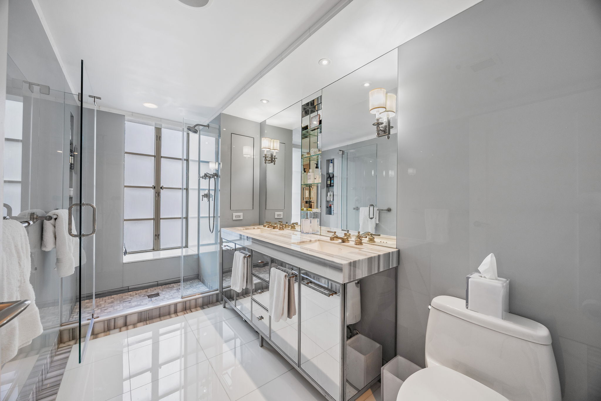 #13 photo, 140 E 63rd Street, Lenox Hill , NY 10065