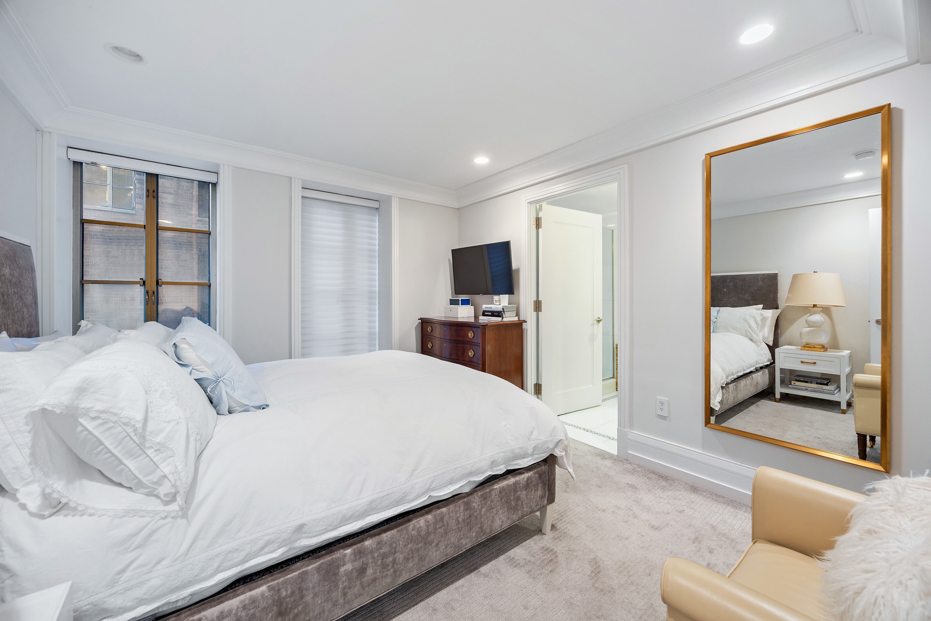 #16 photo, 140 E 63rd Street, Lenox Hill , NY 10065