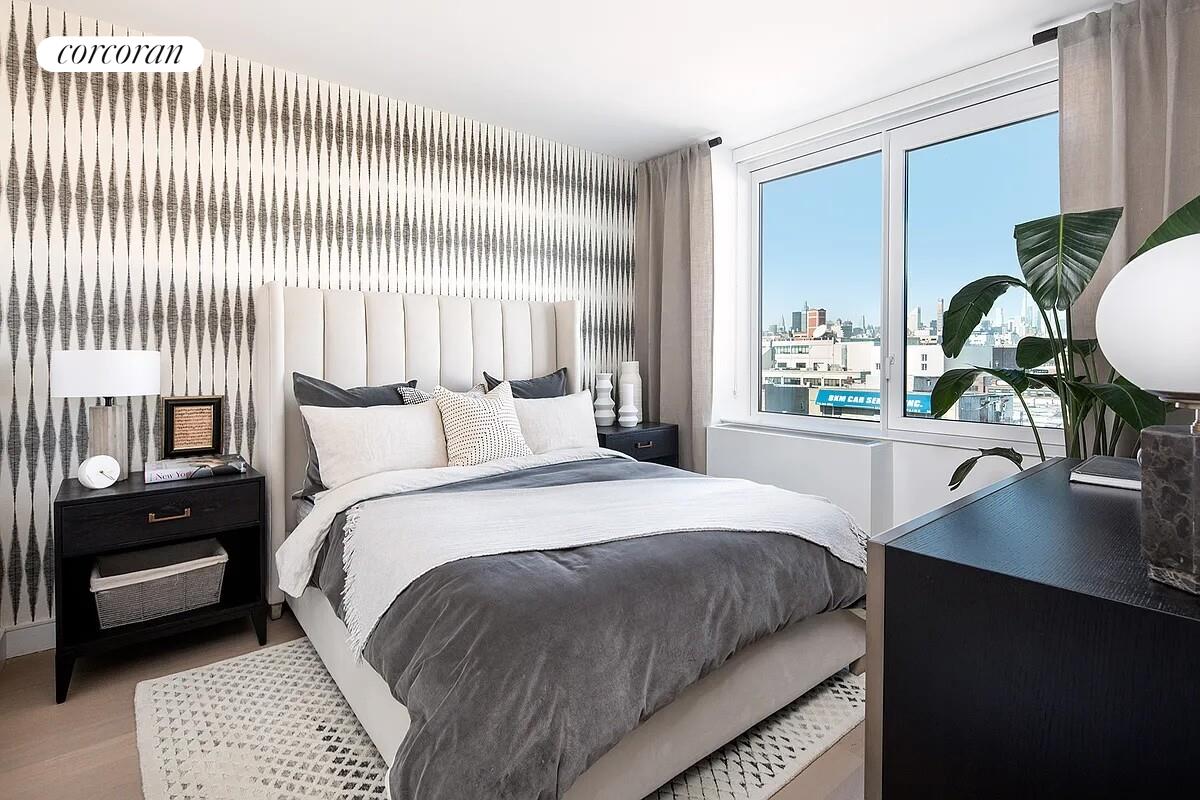 #16 photo, Long Island City, Long Island City , NY 11101