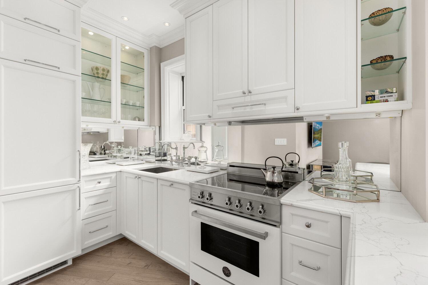 #4 photo, 140 W 69TH Street, Lincoln Square , NY 10023