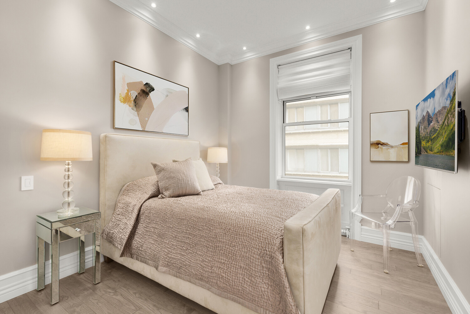 #6 photo, 140 W 69TH Street, Lincoln Square , NY 10023