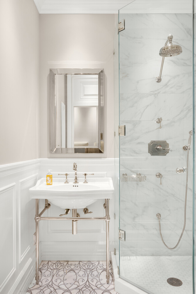 #8 photo, 140 W 69TH Street, Lincoln Square , NY 10023