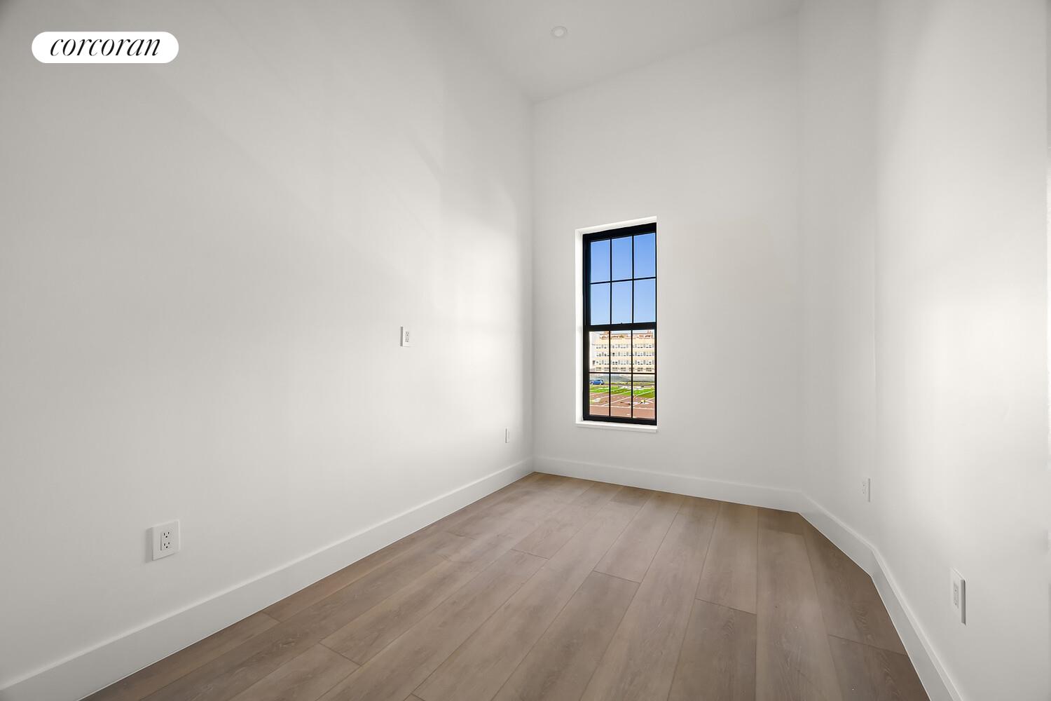 #6 photo, Brooklyn, East Williamsburg , NY 11206