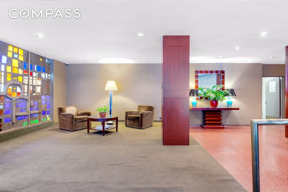 #14 photo, 345 E 69th Street, Lenox Hill , NY 10021