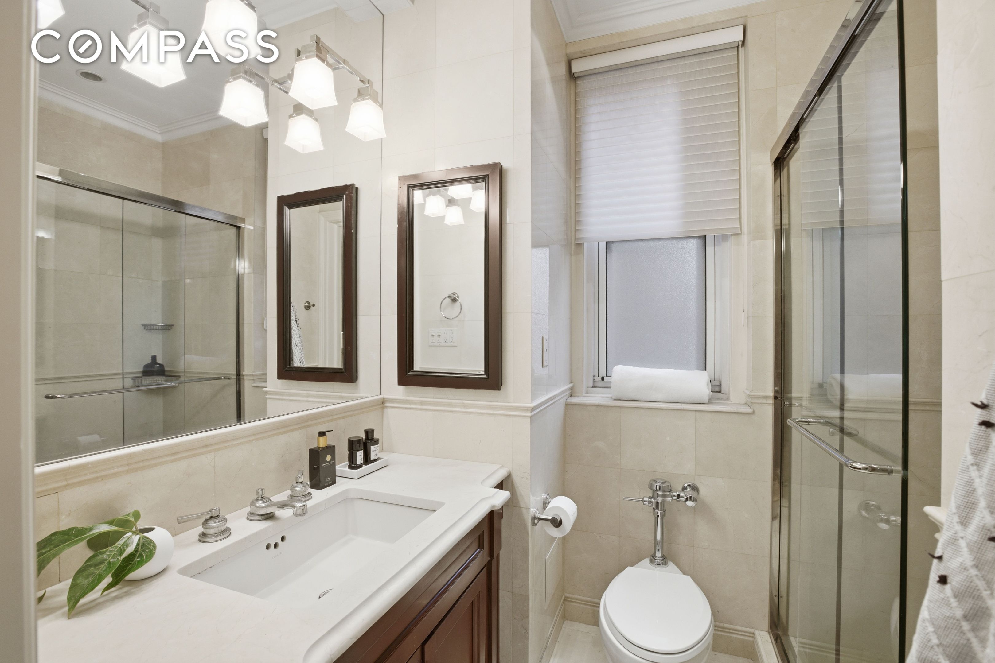 #11 photo, 480 Park Avenue, Midtown East , NY 10022