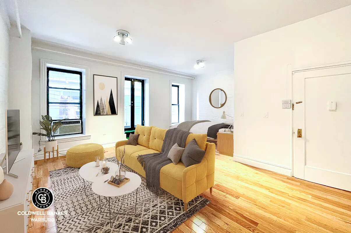 #3 photo, 16 E 58TH Street, Midtown East , NY 10022