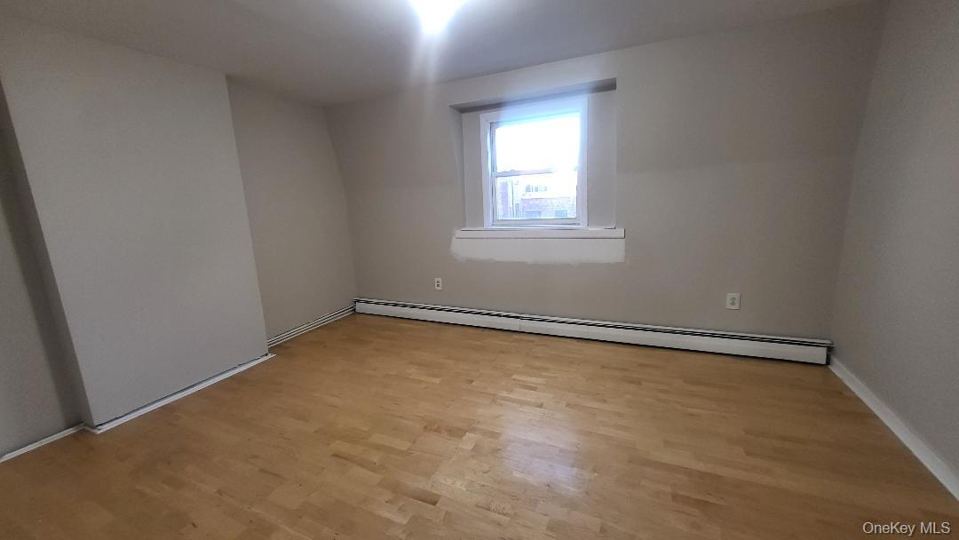 #12 photo, 212 Church St, Poughkeepsie , NY 12601