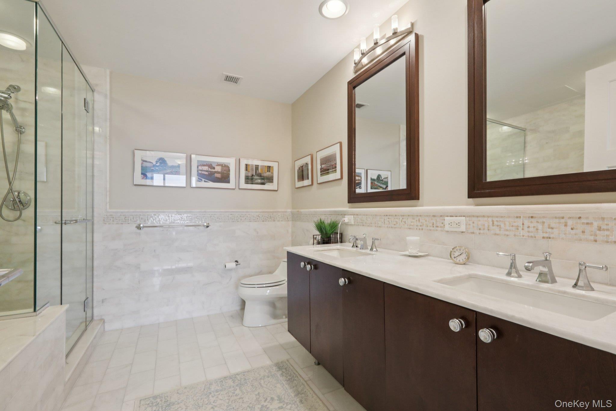 #11 photo, 5 Renaissance Square, White Plains , NY 10601