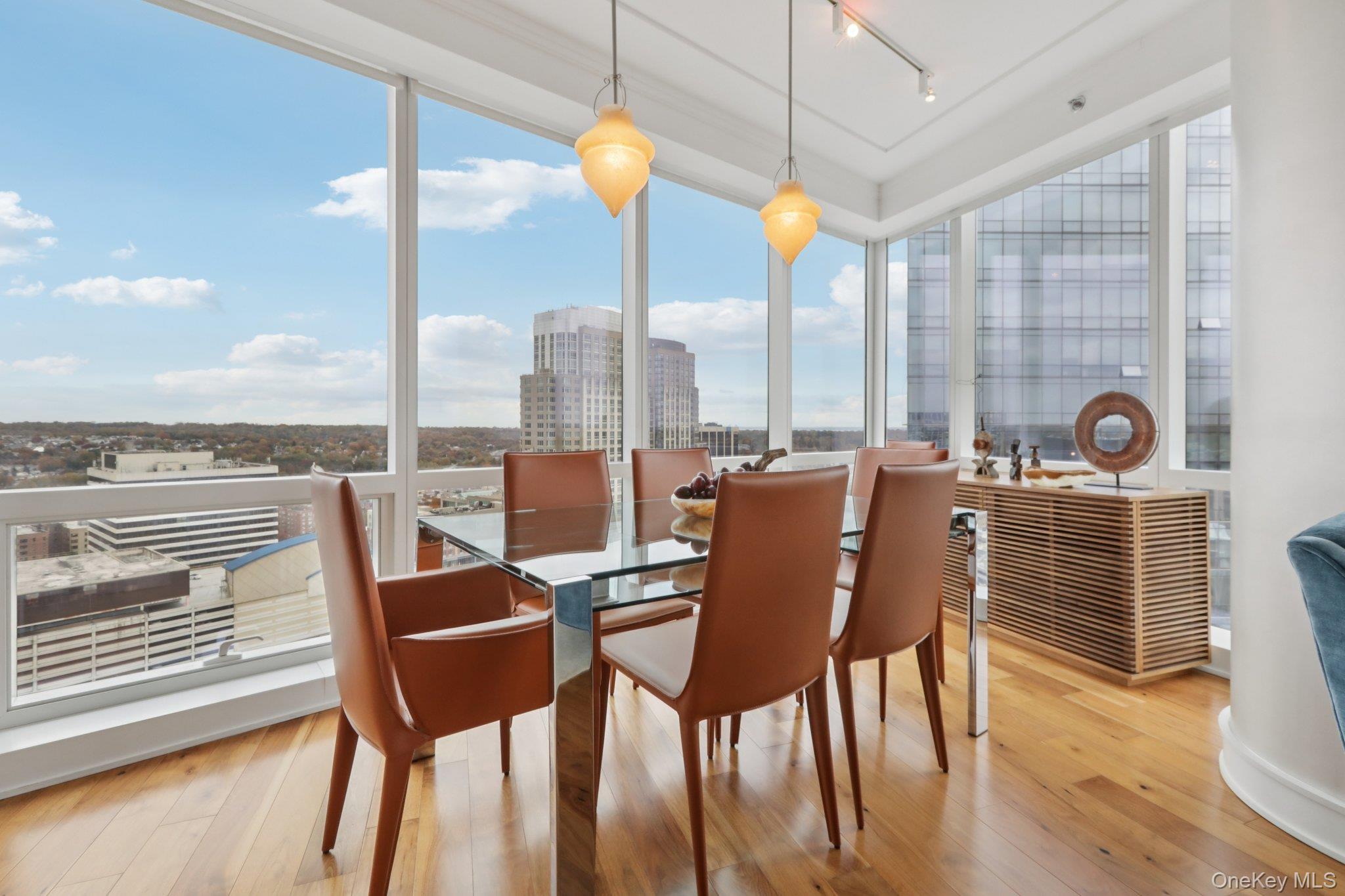 #3 photo, 5 Renaissance Square, White Plains , NY 10601