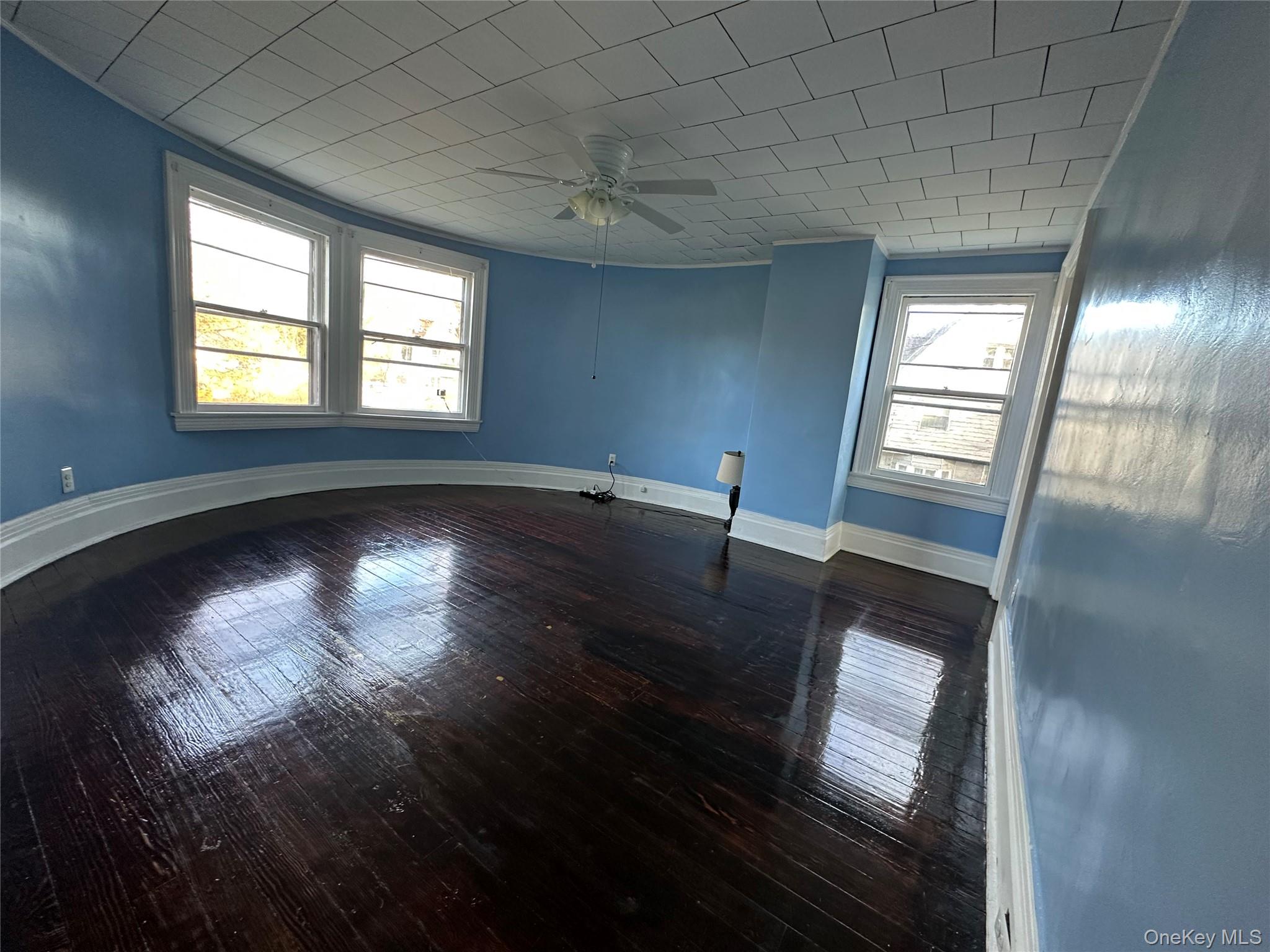 #12 photo, 8 The Serpentine, New Rochelle , NY 10801