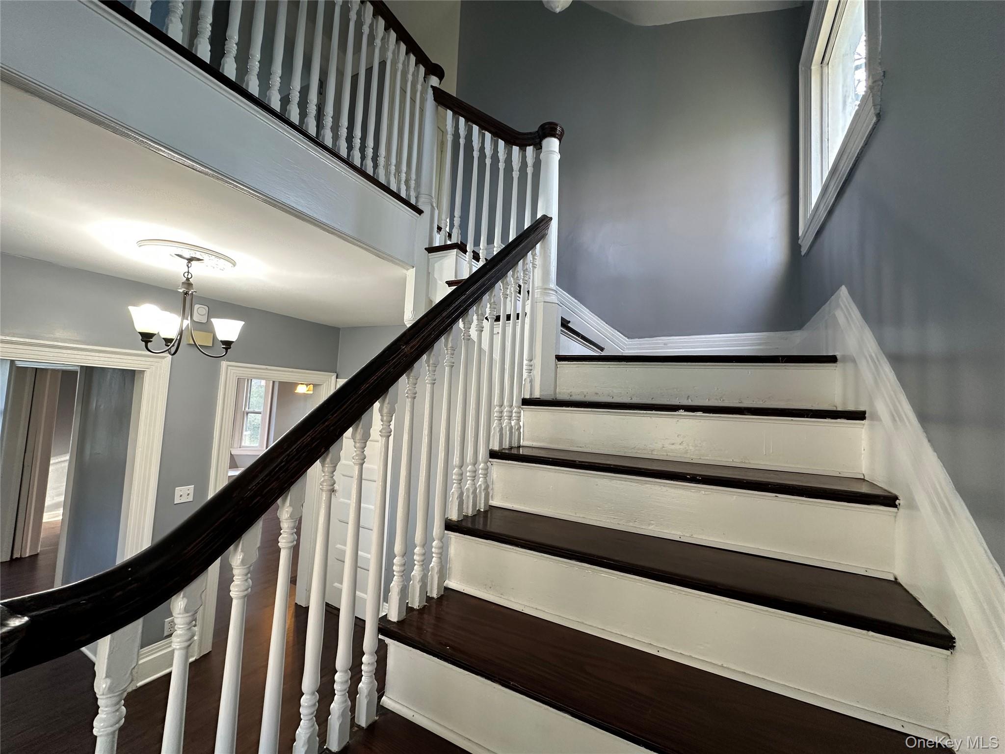 #8 photo, 8 The Serpentine, New Rochelle , NY 10801