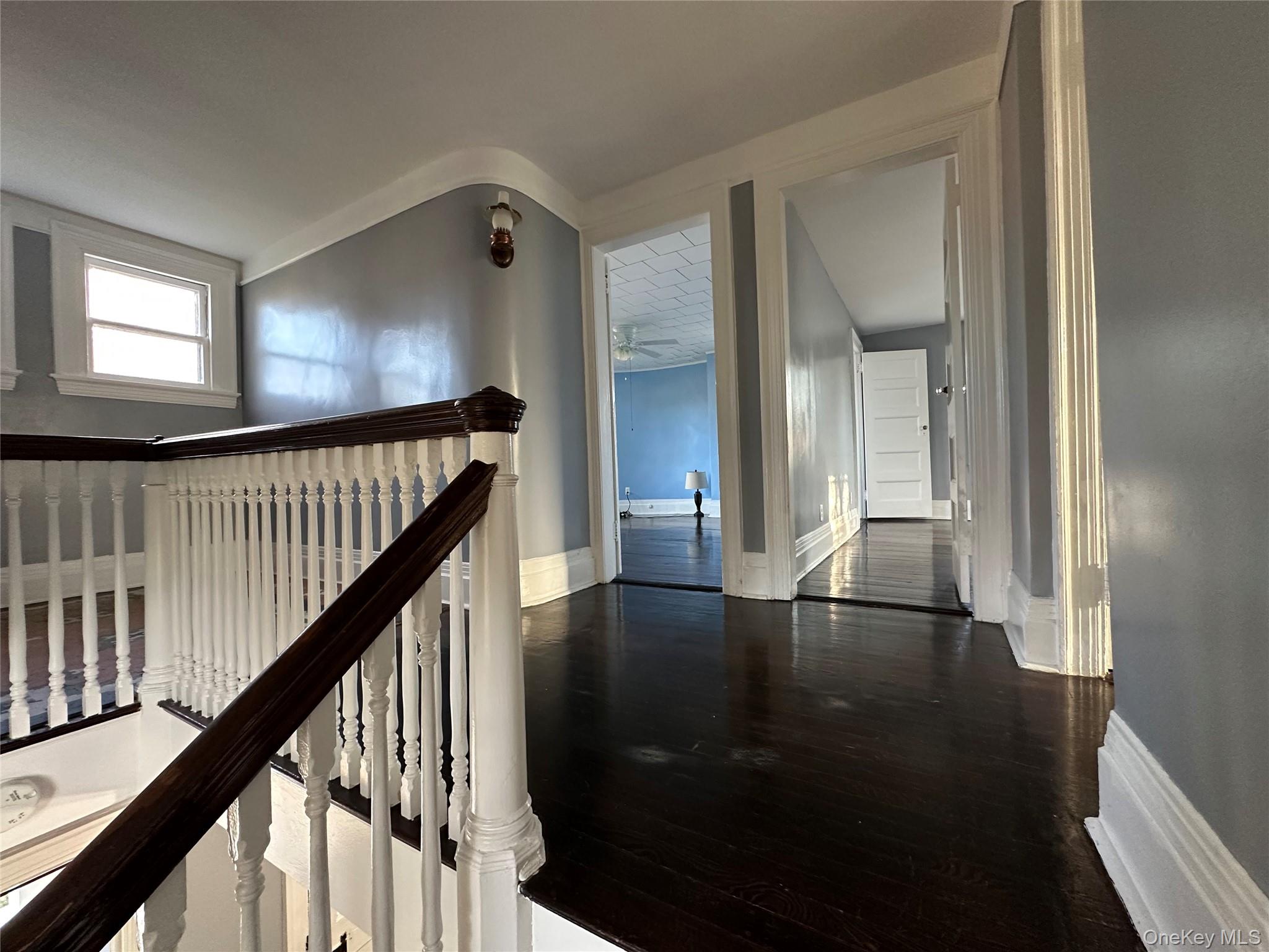 #9 photo, 8 The Serpentine, New Rochelle , NY 10801