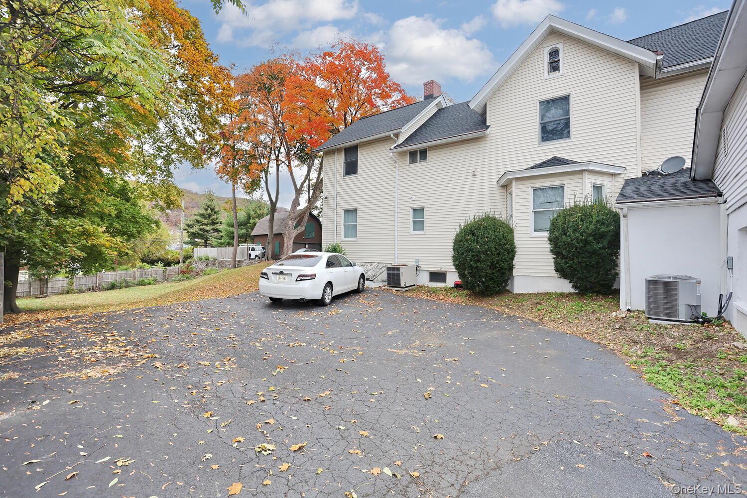 #7 photo, 18-20 E Park Place, Suffern , NY 10901