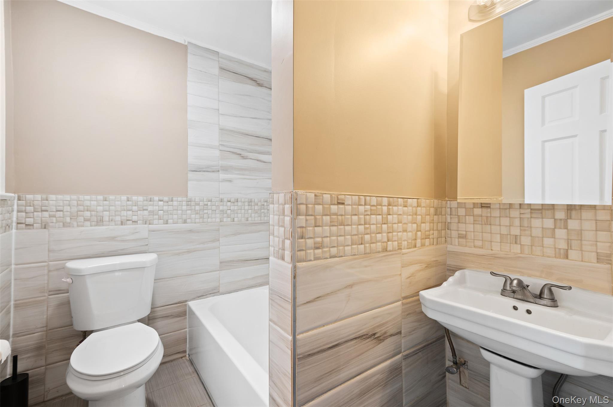 #17 photo, 33 Wickham Avenue, Middletown , NY 10940